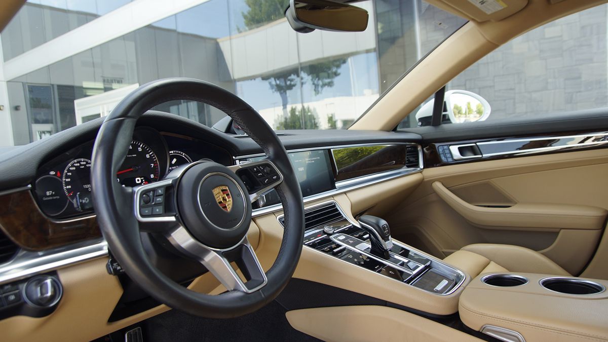 2018 Porsche Panamera 4S photo 18