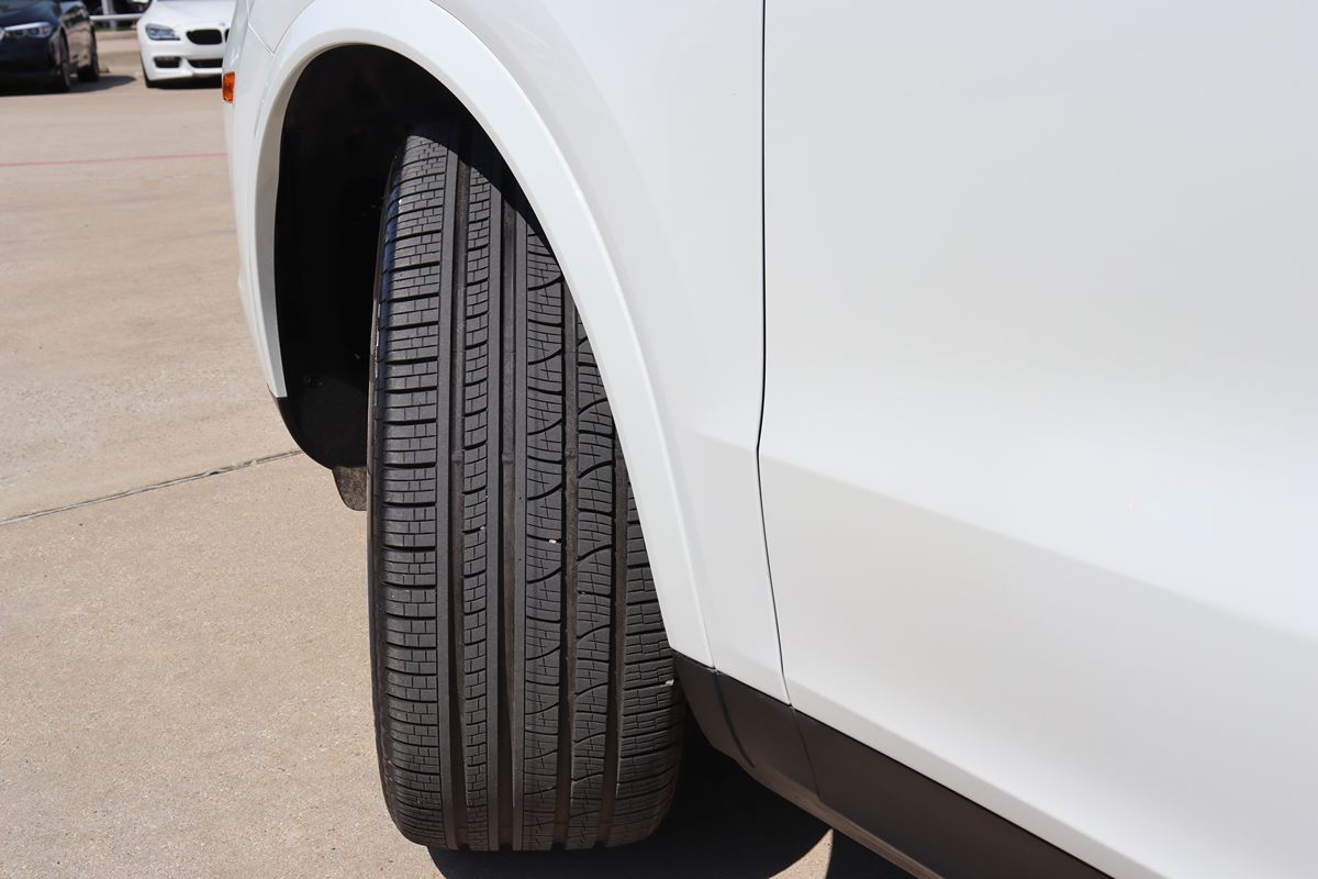 2019 Porsche Cayenne photo 51