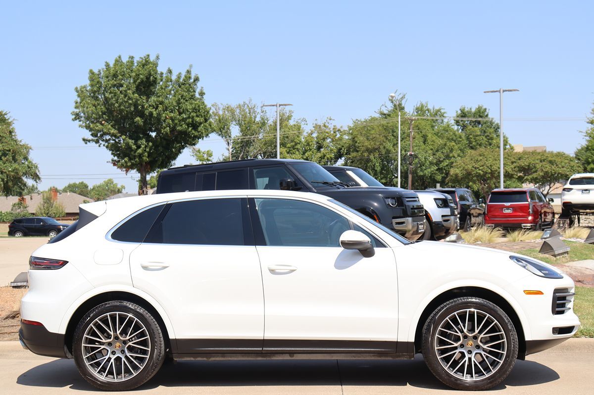 2019 Porsche Cayenne photo 4