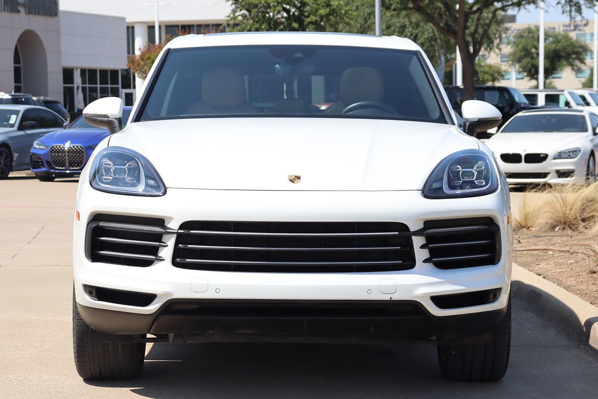 2019 Porsche Cayenne photo 2