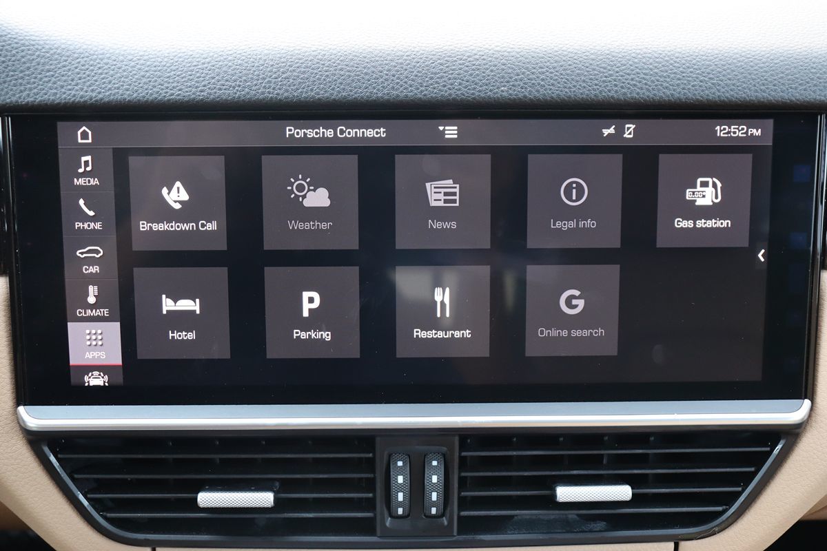 2019 Porsche Cayenne photo 23
