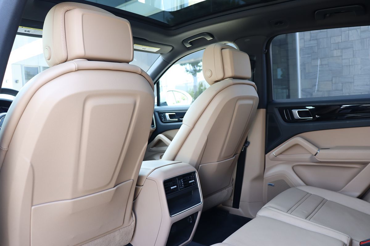 2019 Porsche Cayenne photo 34