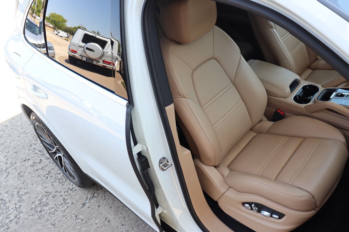 2019 Porsche Cayenne photo 30