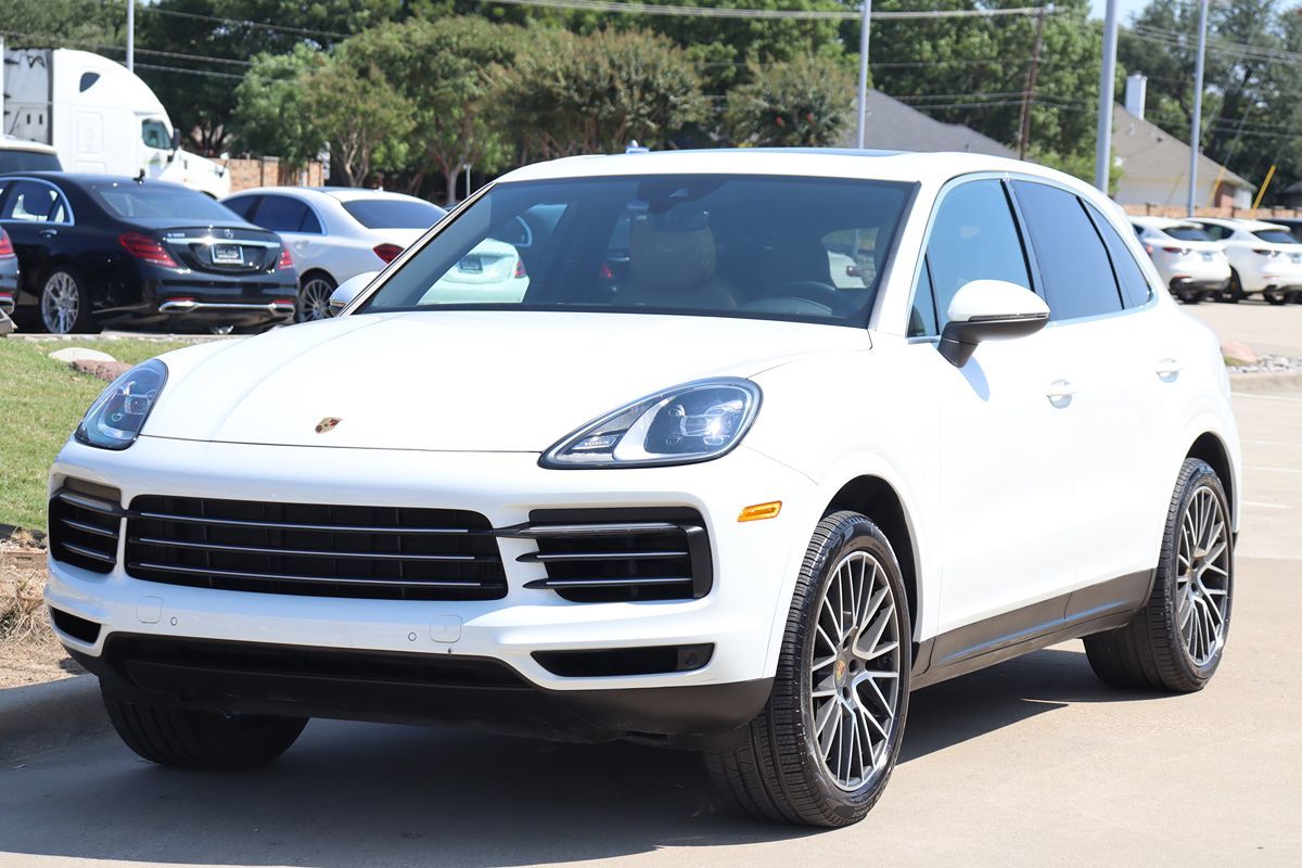 2019 Porsche Cayenne photo 3