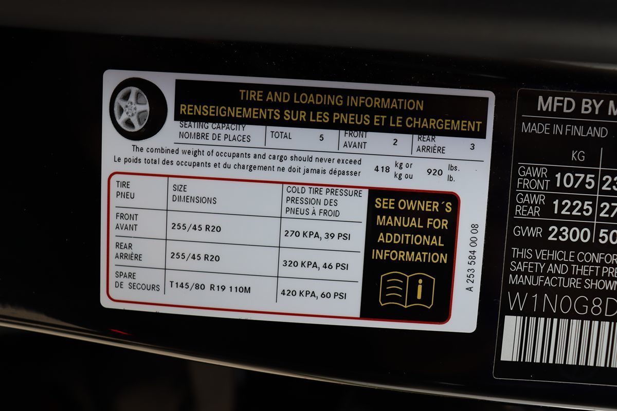 2022 Mercedes Benz GLC 300 AMG photo 39