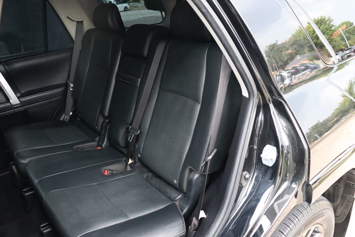 2020 Toyota 4Runner Limited photo 38