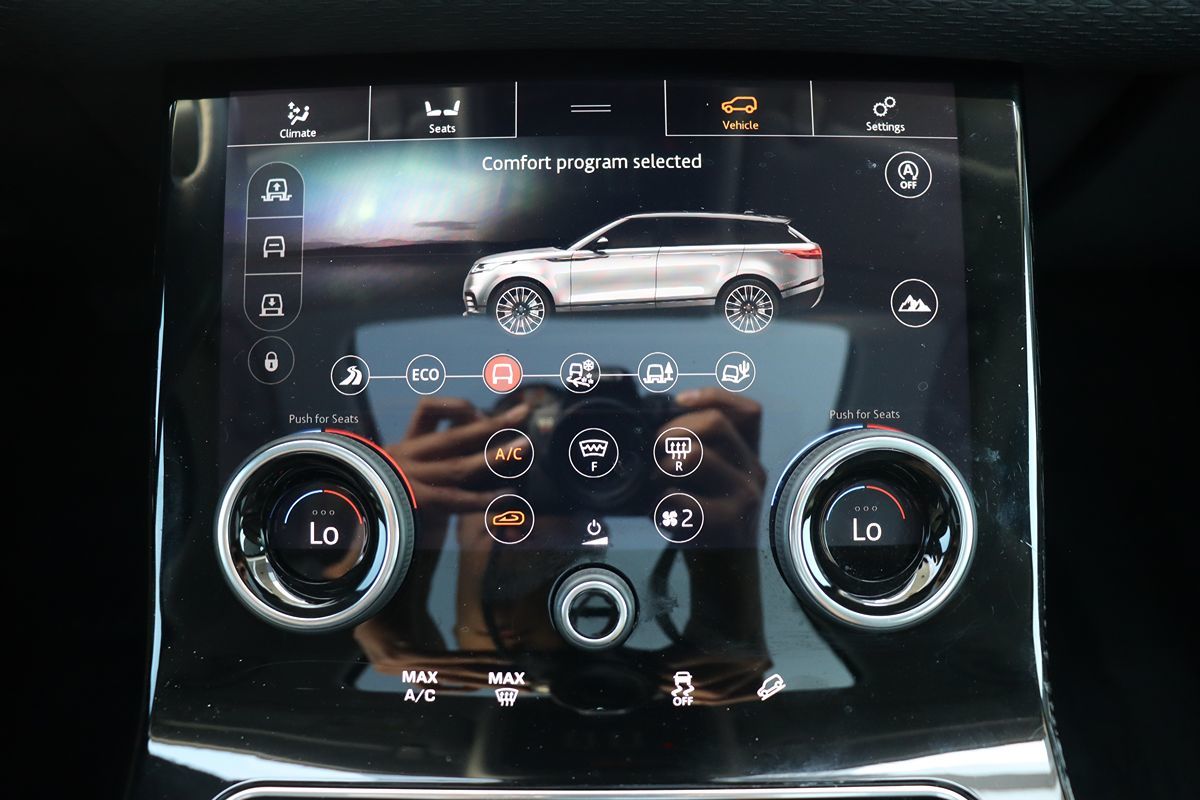 2018 Land Rover Range Rover Velar S photo 23