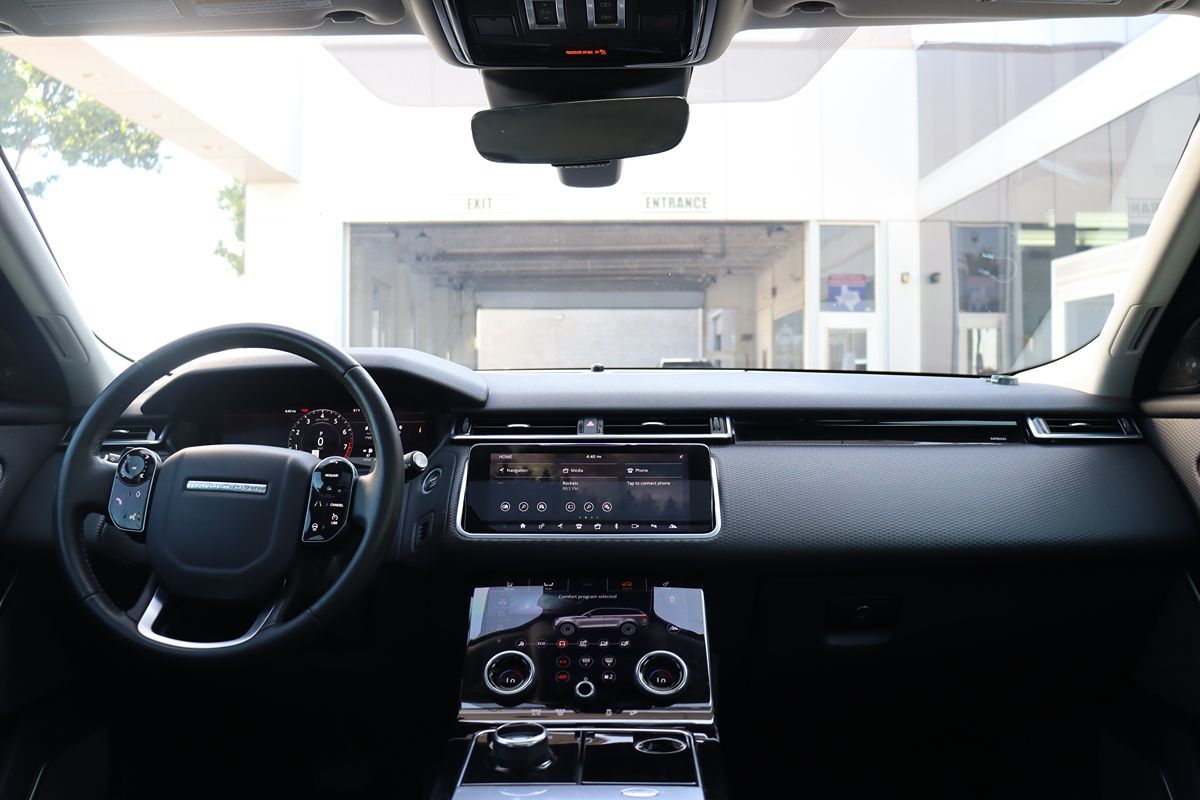 2018 Land Rover Range Rover Velar S photo 13