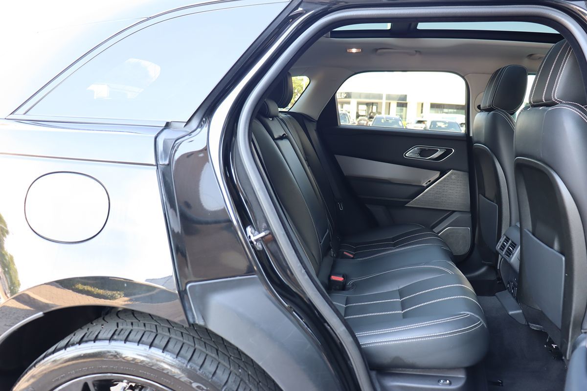 2018 Land Rover Range Rover Velar S photo 34