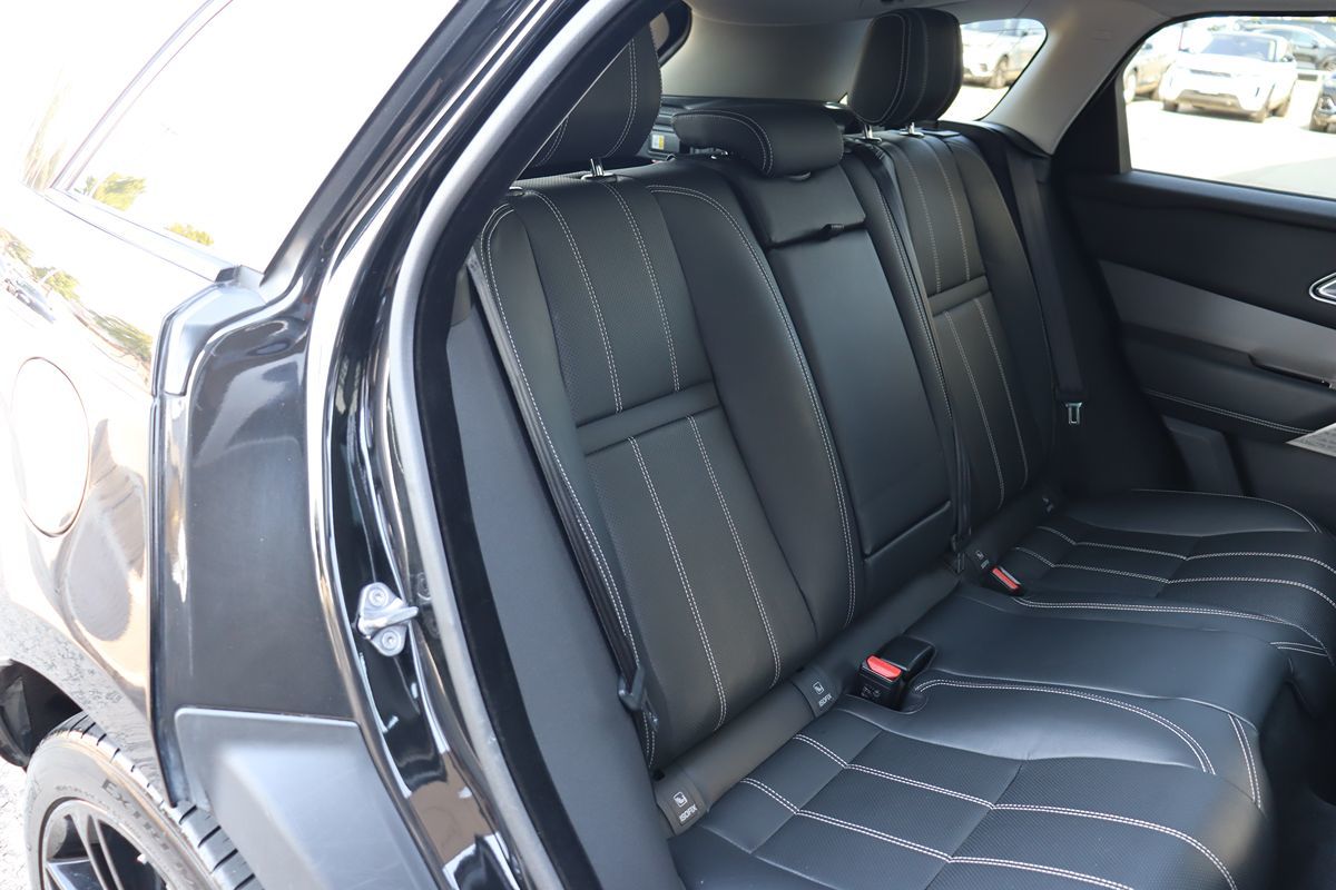 2018 Land Rover Range Rover Velar S photo 36