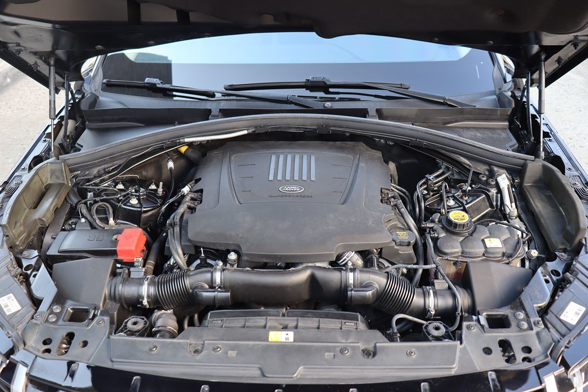 2018 Land Rover Range Rover Velar S photo 50