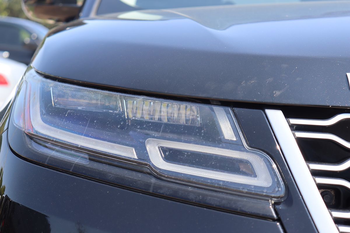 2018 Land Rover Range Rover Velar S photo 4