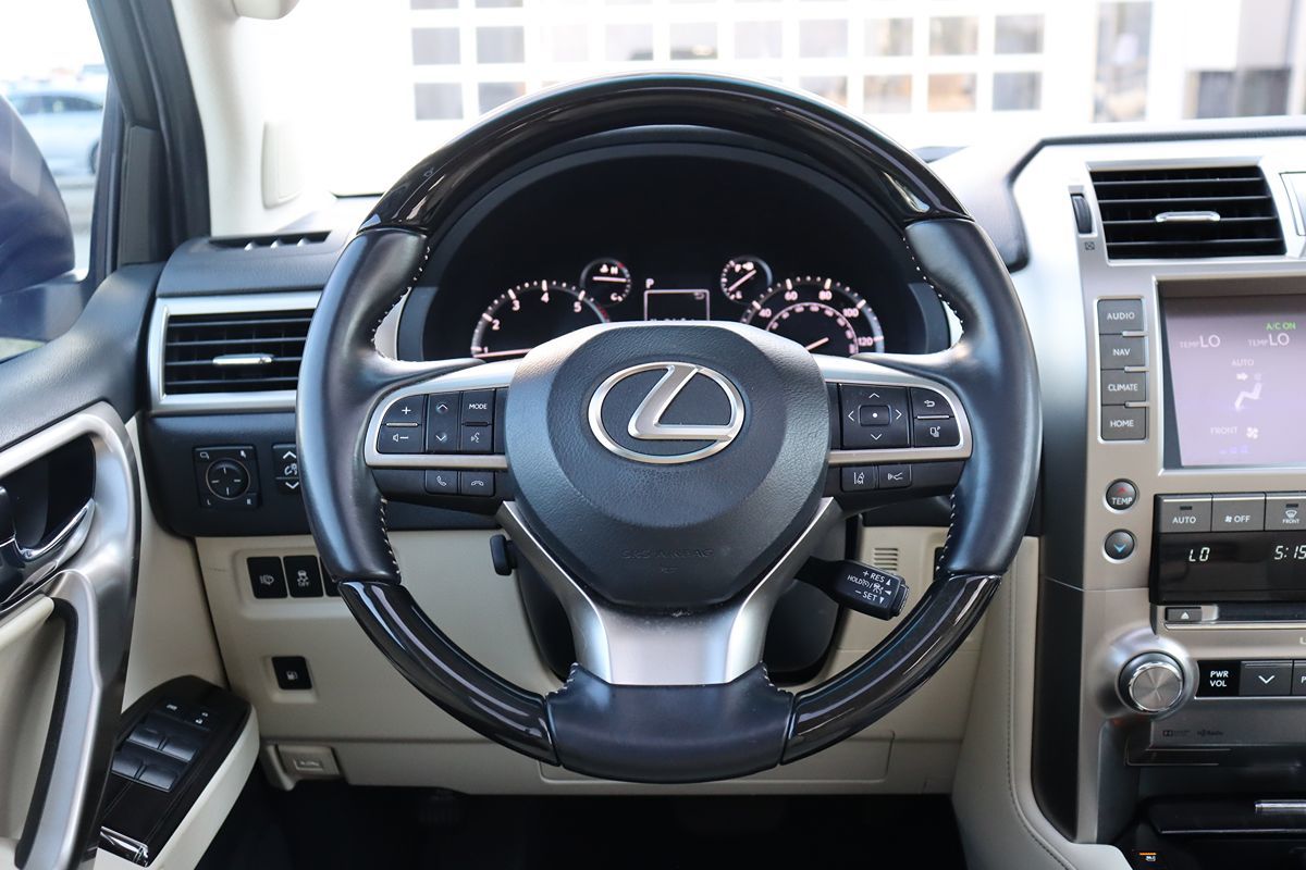 2021 Lexus GX 460 Premium photo 17