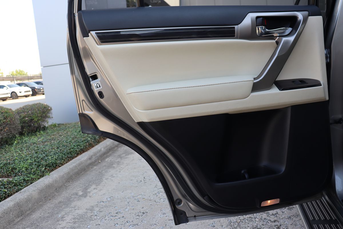 2021 Lexus GX 460 Premium photo 43
