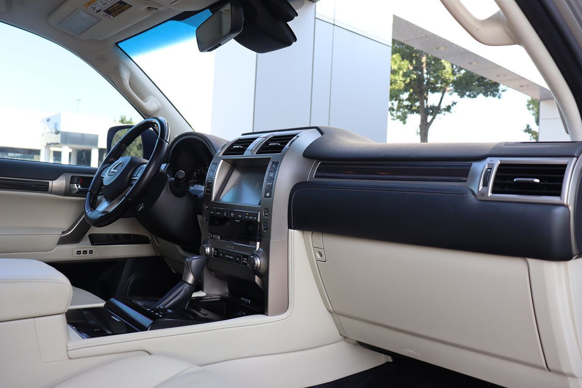 2021 Lexus GX 460 Premium photo 16