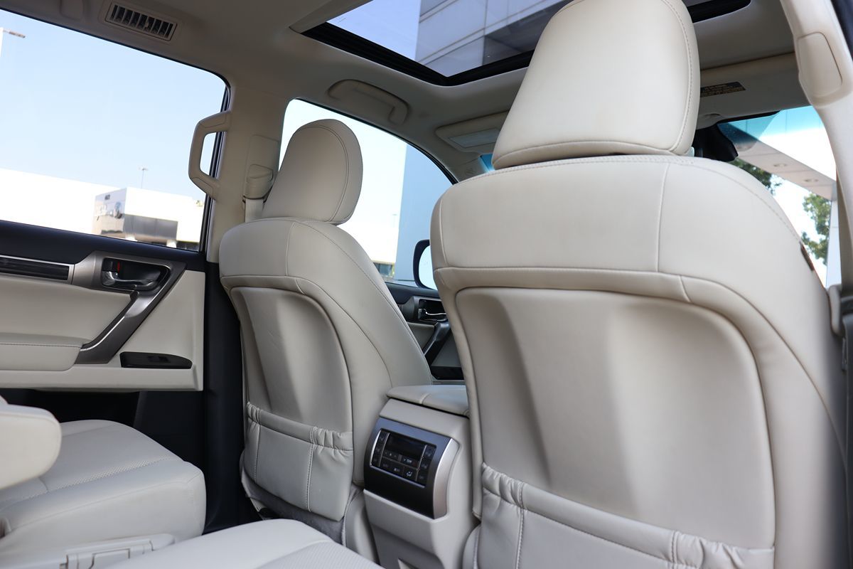 2021 Lexus GX 460 Premium photo 32