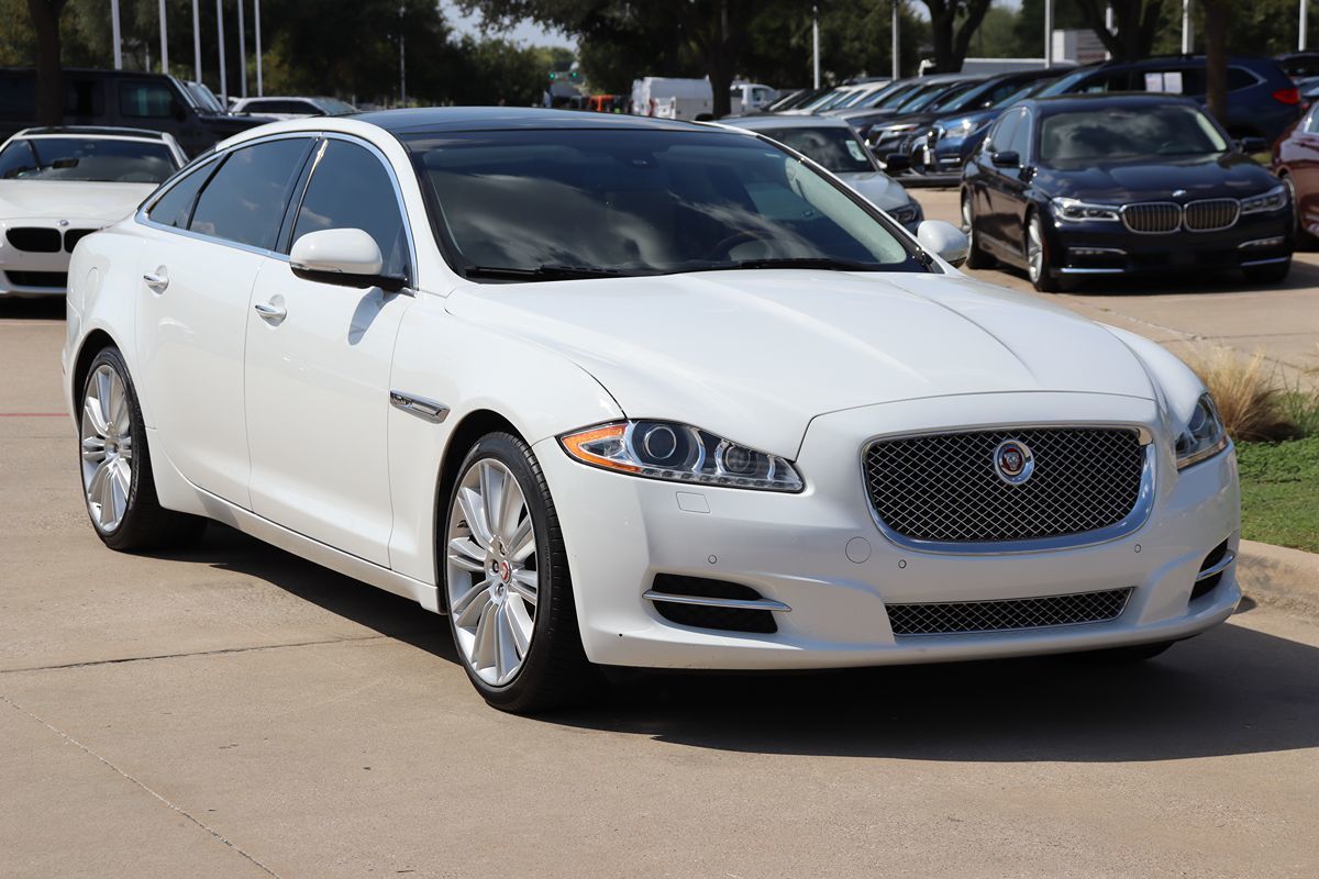 2015 Jaguar XJ XJL Portfolio photo 2