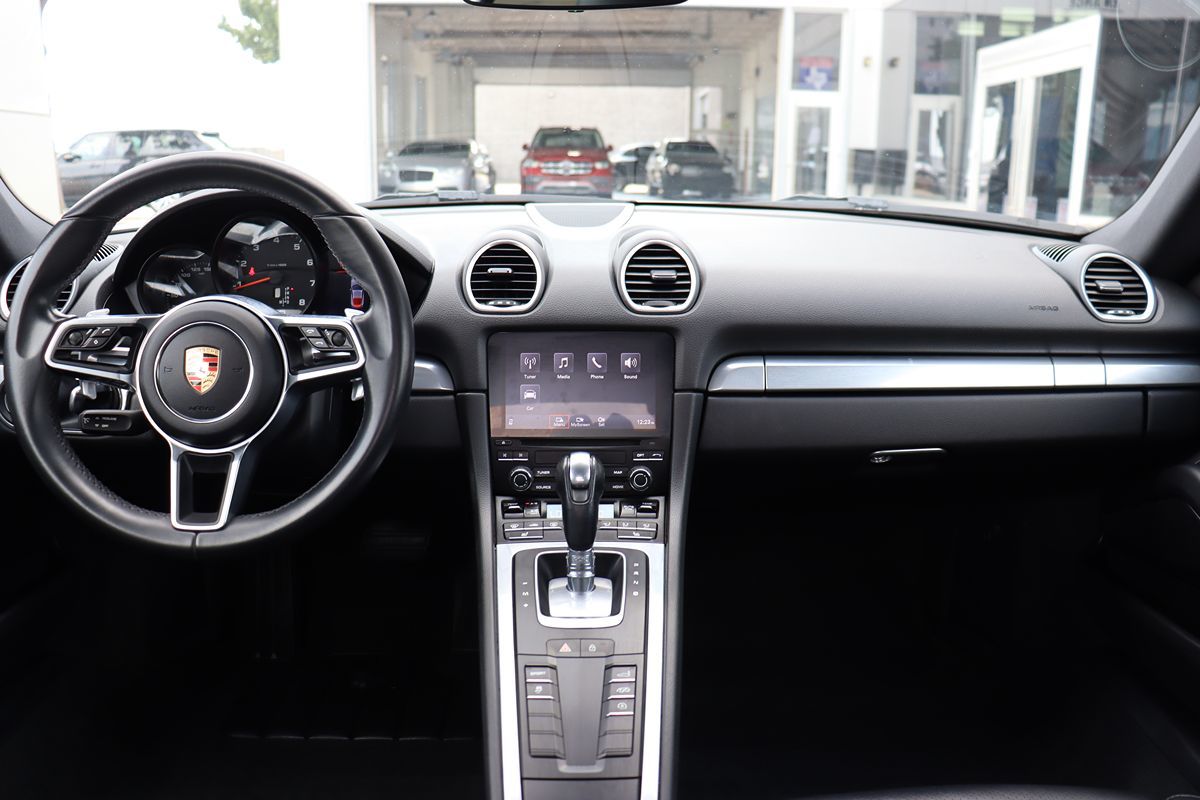 2019 Porsche Cayman Base photo 10