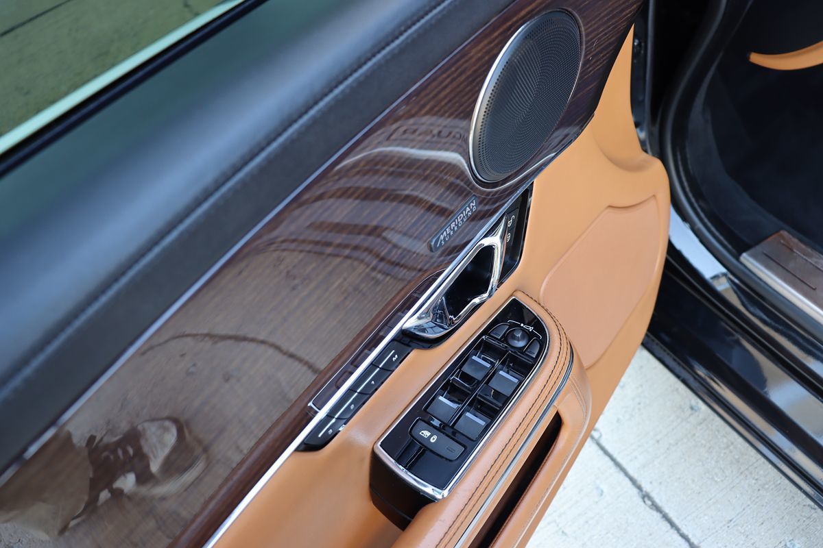2018 Jaguar XJ XJL Supercharged photo 39