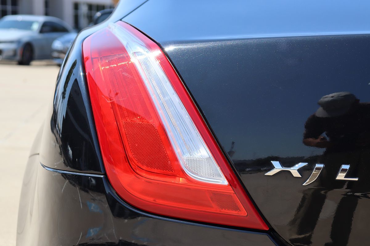 2018 Jaguar XJ XJL Supercharged photo 6