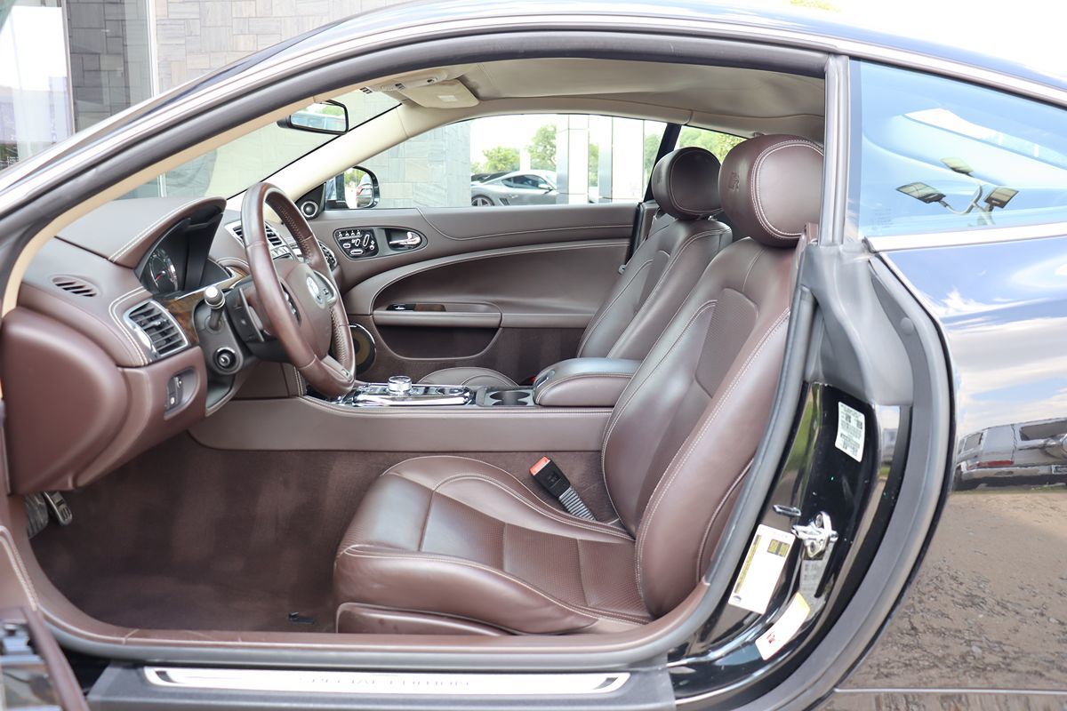2013 Jaguar XK XKR photo 23