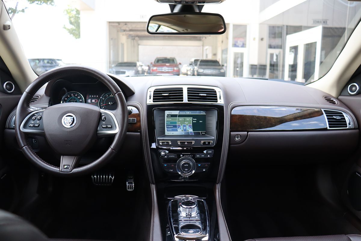 2013 Jaguar XK XKR photo 9