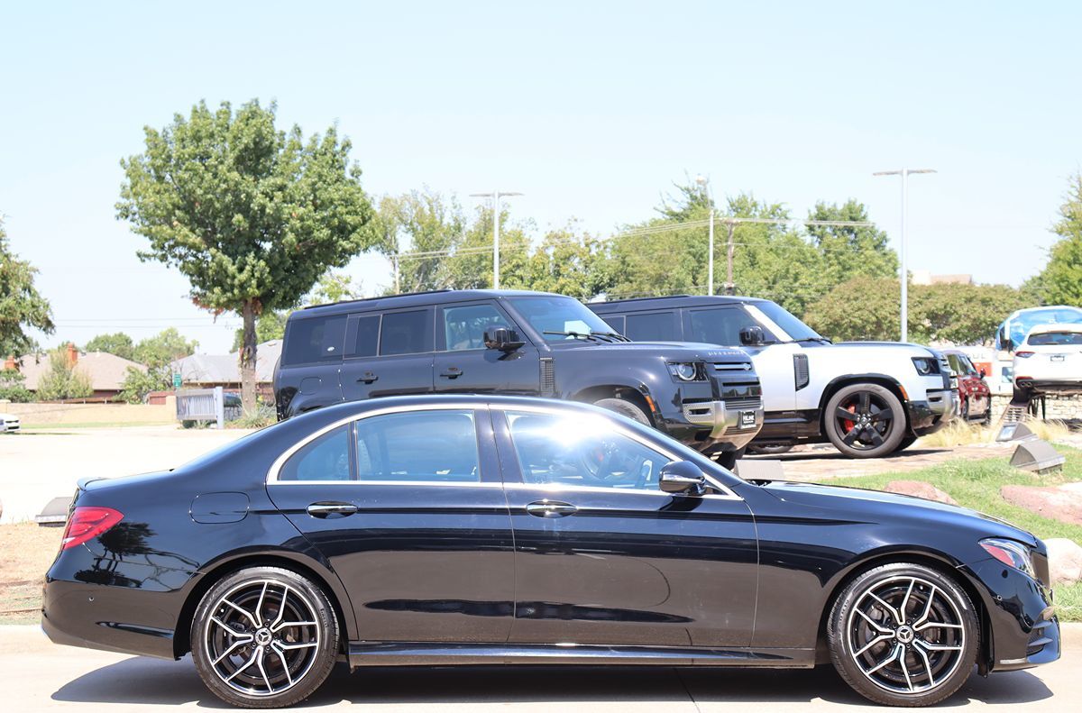 2019 Mercedes Benz E 300 Sedan photo 6