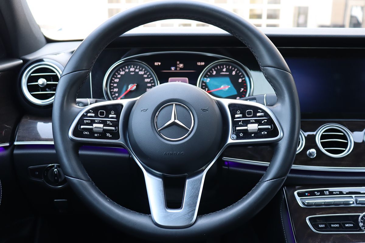 2019 Mercedes Benz E 300 Sedan photo 16