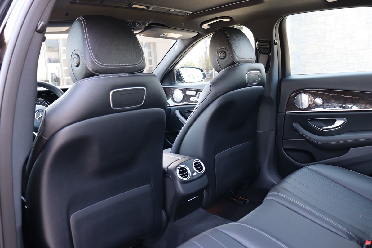2019 Mercedes Benz E 300 Sedan photo 36