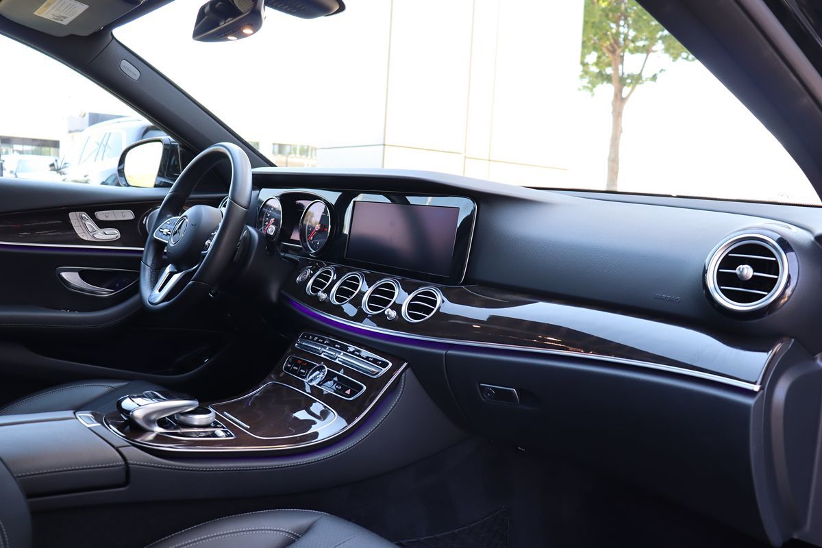 2019 Mercedes Benz E 300 Sedan photo 15