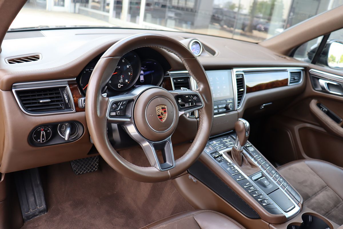 2017 Porsche Macan GTS photo 12