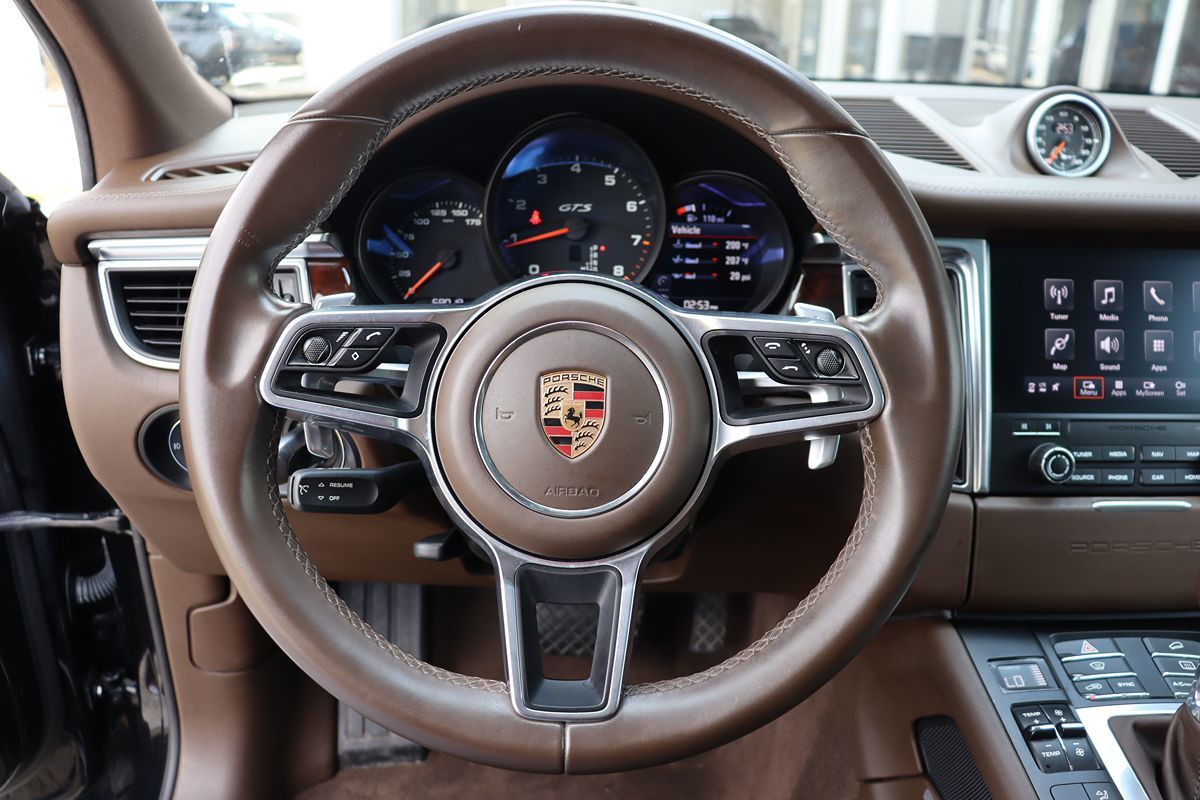 2017 Porsche Macan GTS photo 14