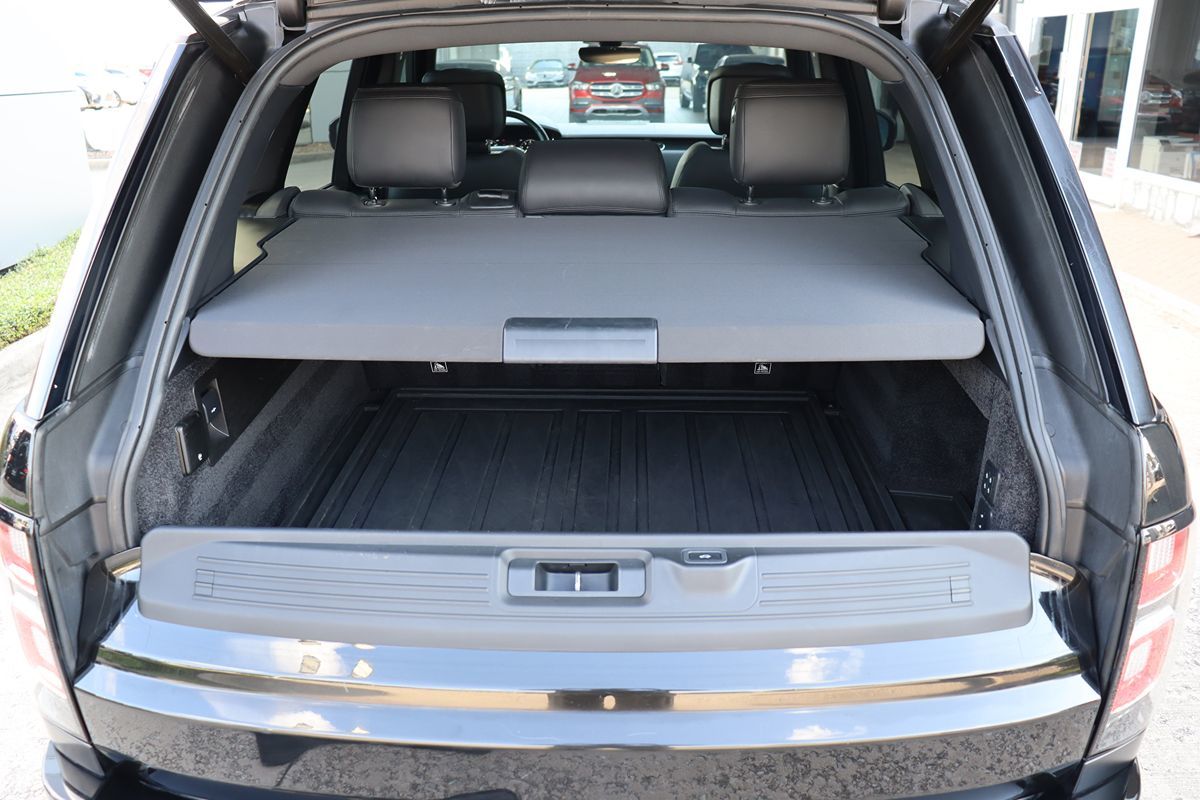 2018 Land Rover Range Rover HSE photo 39