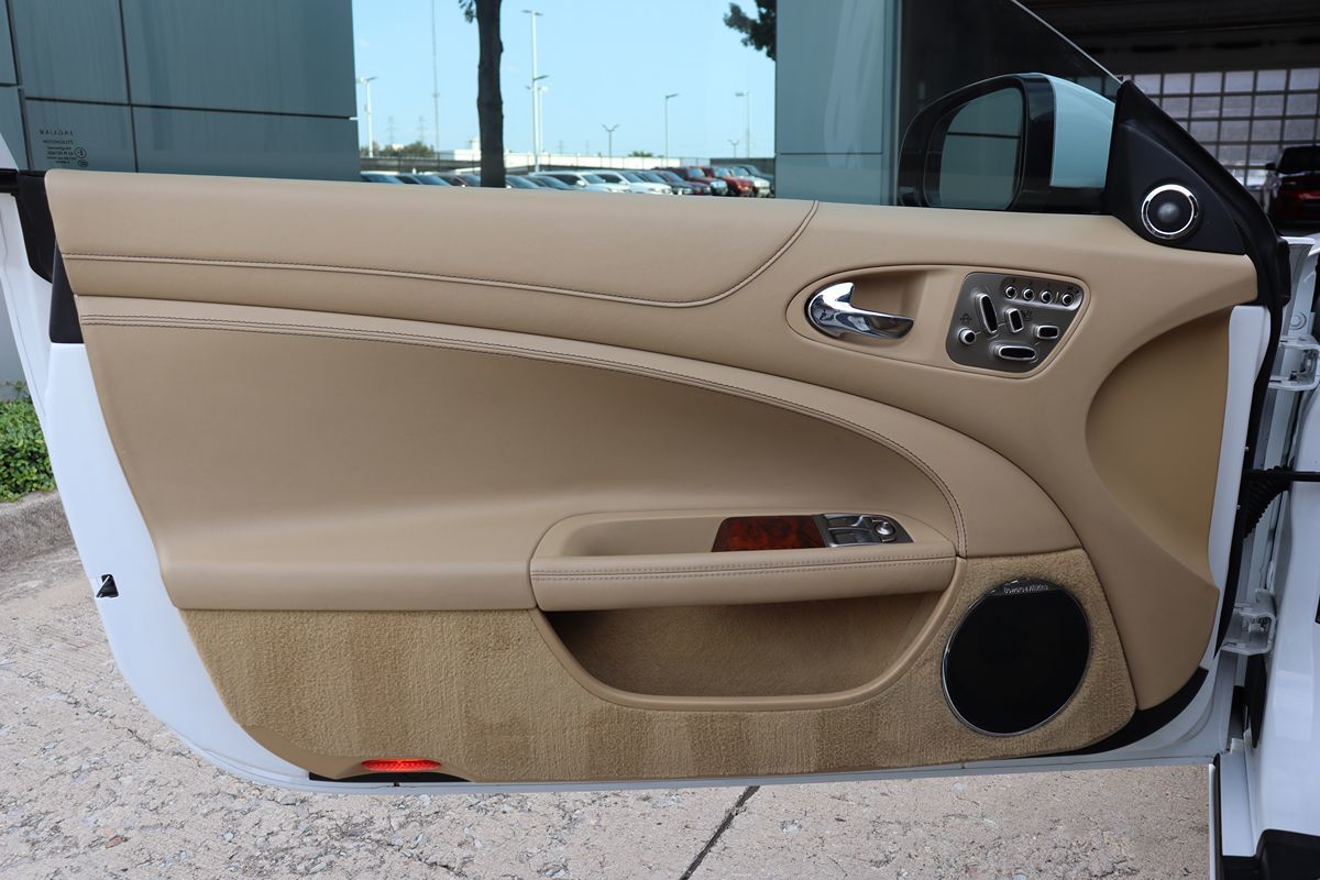 2011 Jaguar XK photo 31