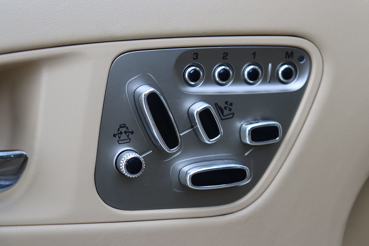2011 Jaguar XK photo 29