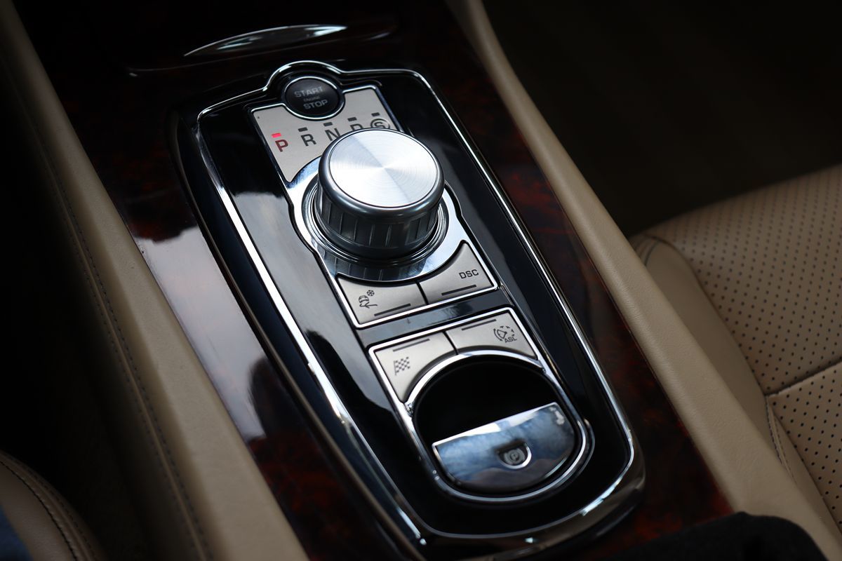 2011 Jaguar XK photo 22