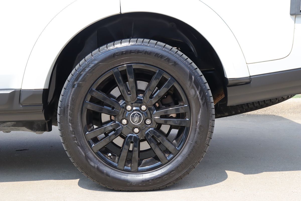 2013 Land Rover LR4 HSE LUX photo 52