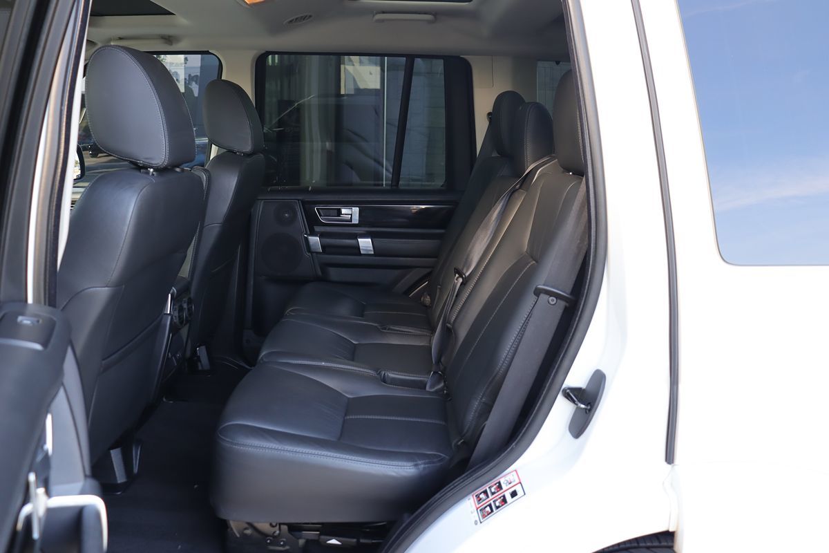 2013 Land Rover LR4 HSE LUX photo 33