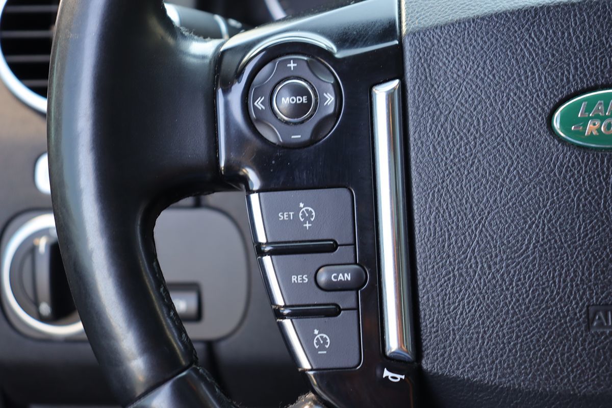 2013 Land Rover LR4 HSE LUX photo 15