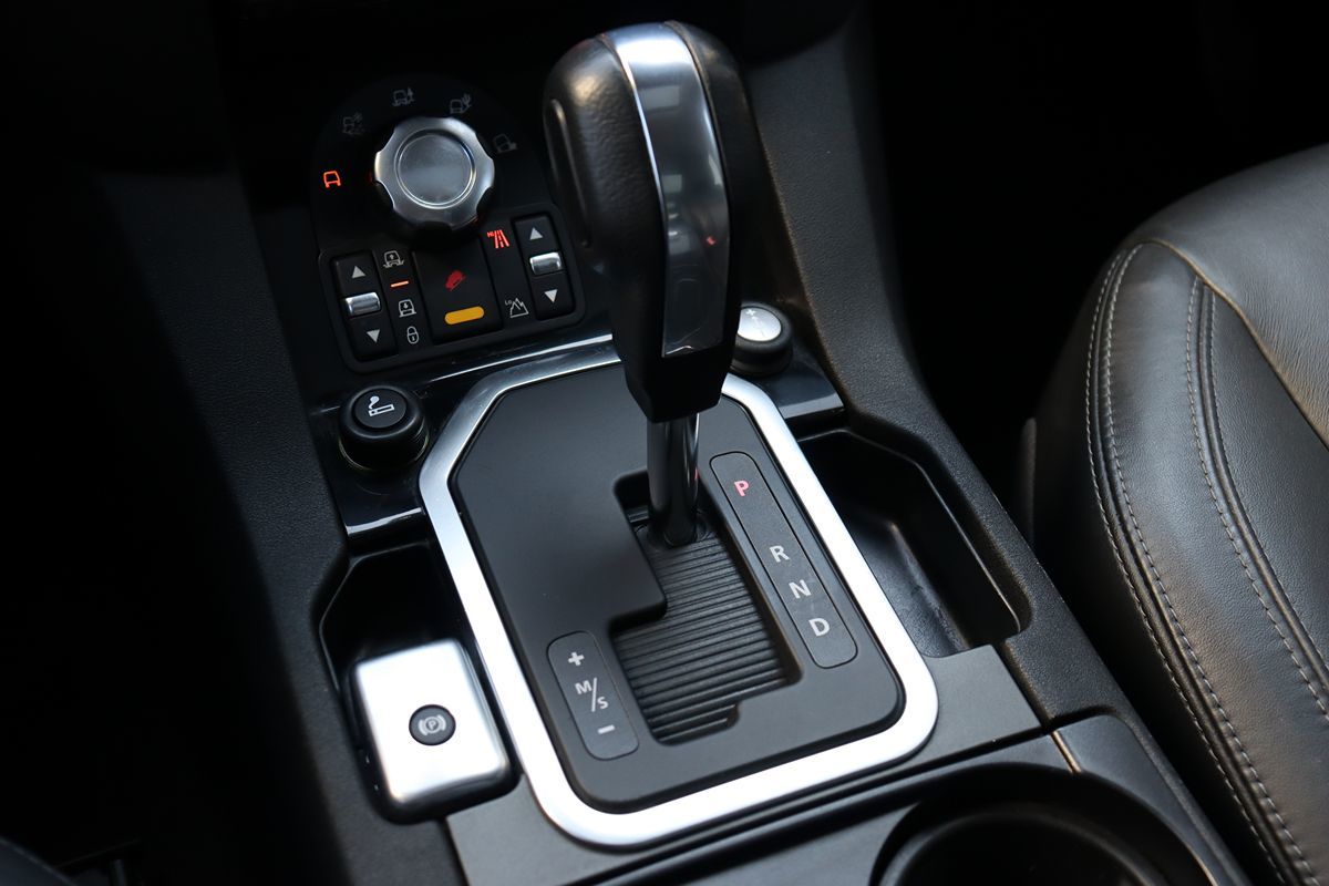 2013 Land Rover LR4 HSE LUX photo 24