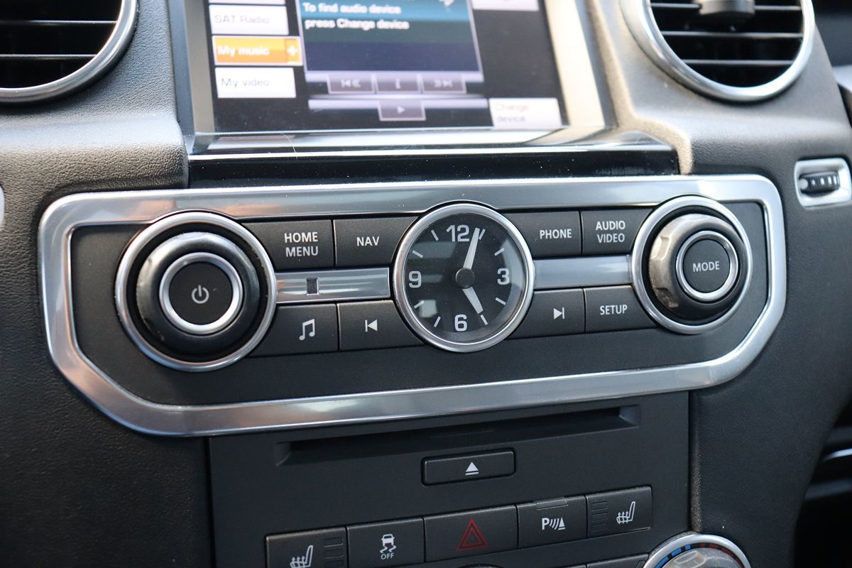 2013 Land Rover LR4 HSE LUX photo 22