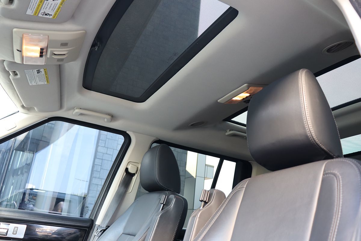 2013 Land Rover LR4 HSE LUX photo 10