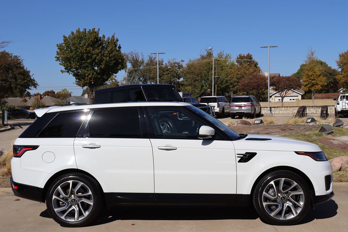 2021 Land Rover Range Rover Sport HSE Silver Edition photo 2