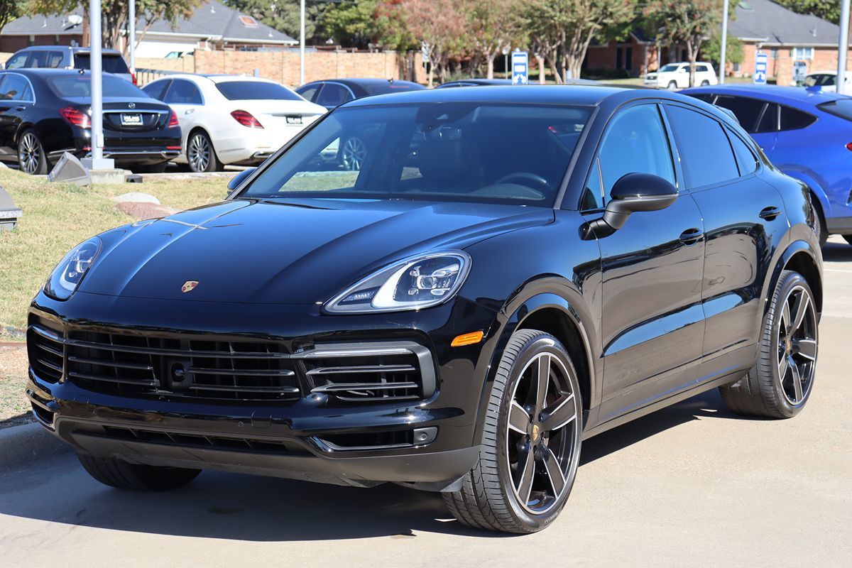 2021 Porsche Cayenne Coupe photo 4