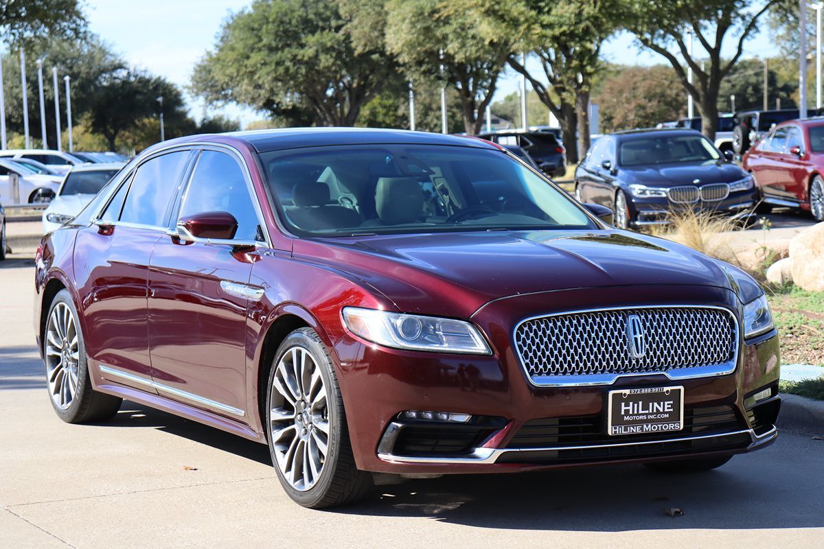 2018 Lincoln Continental Select photo 2