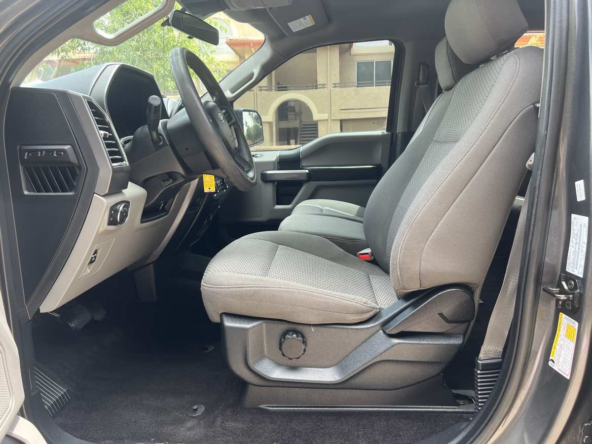 2020 Ford F-150 XLT photo 10