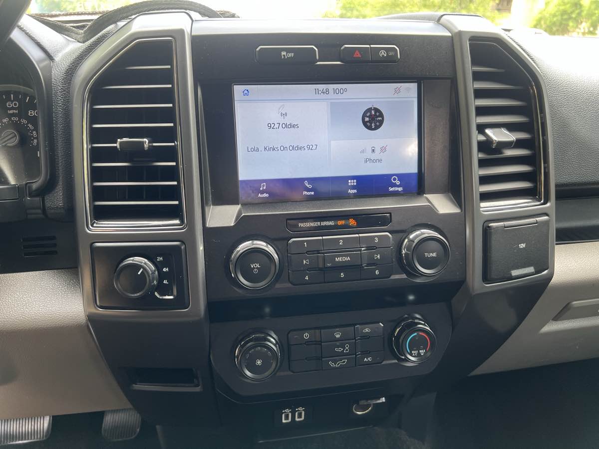 2020 Ford F-150 XLT photo 18