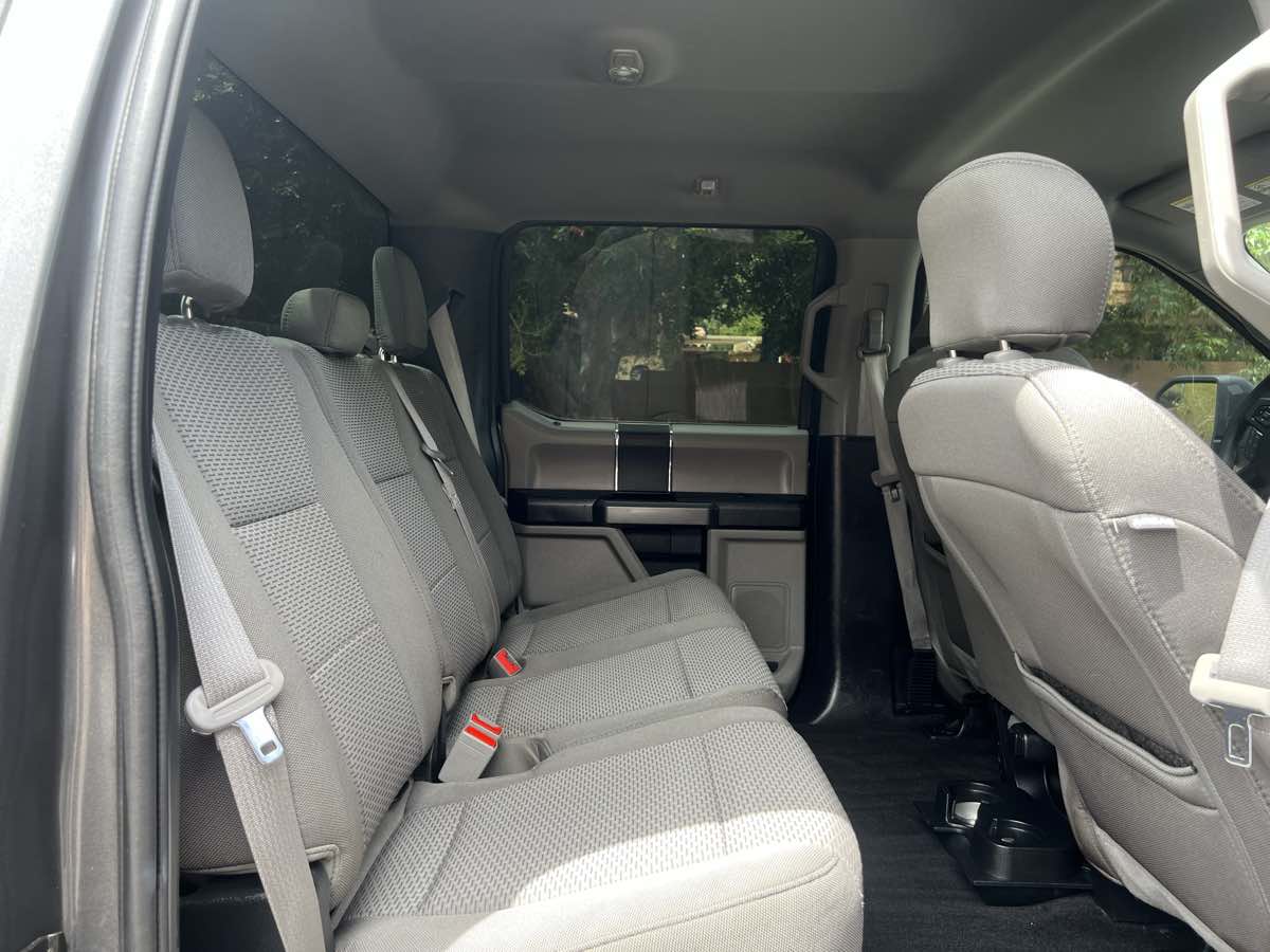 2020 Ford F-150 XLT photo 25