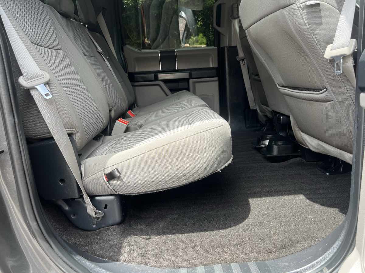 2020 Ford F-150 XLT photo 26