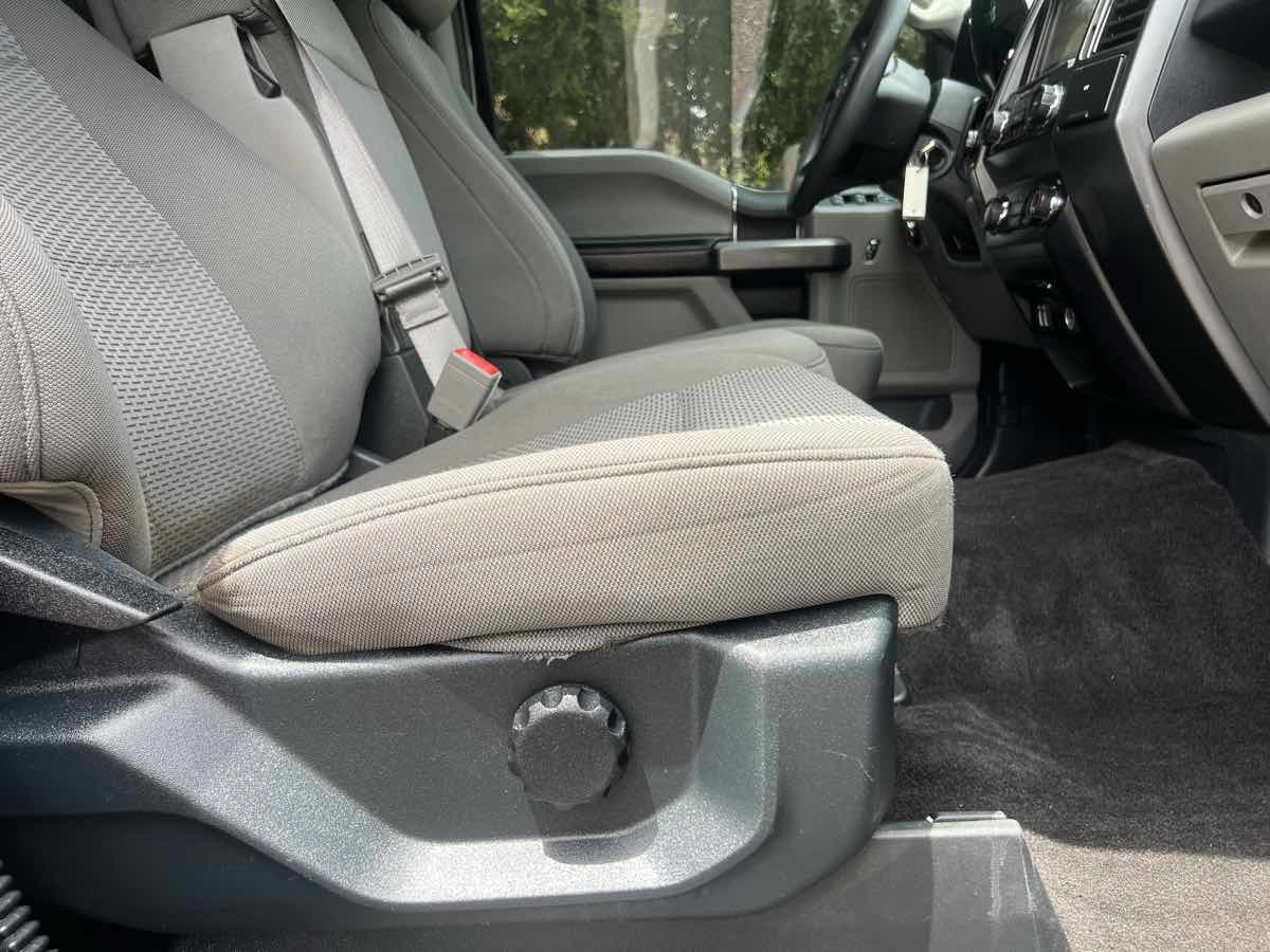 2020 Ford F-150 XLT photo 29